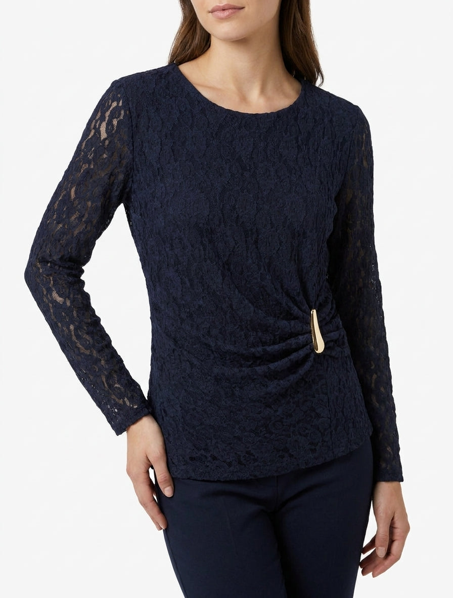 Top in pizzo con effetto drappeggiato e gioiello in metallo - Marina