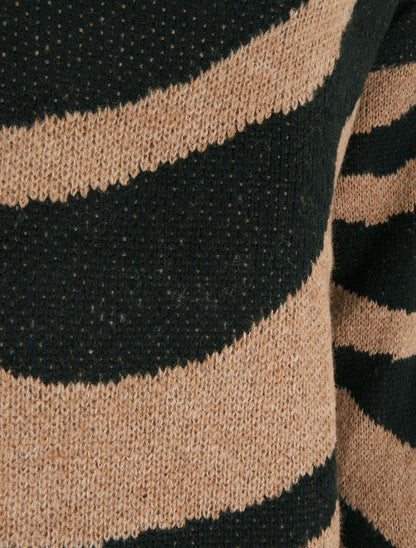 Pull coupe carrée à motif zèbre - Noir - 3