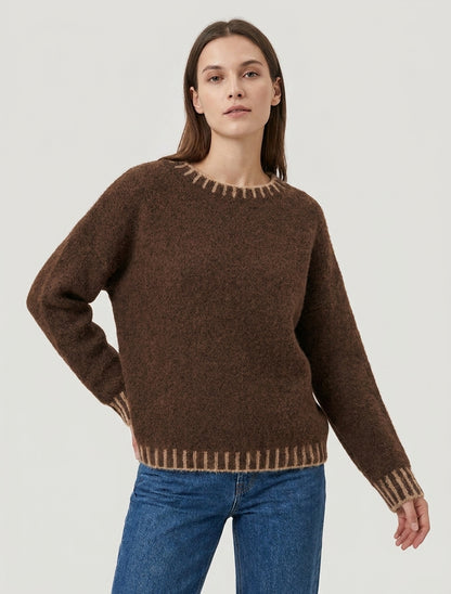 Maglione in misto lana con bordi a contrasto. - Marrone