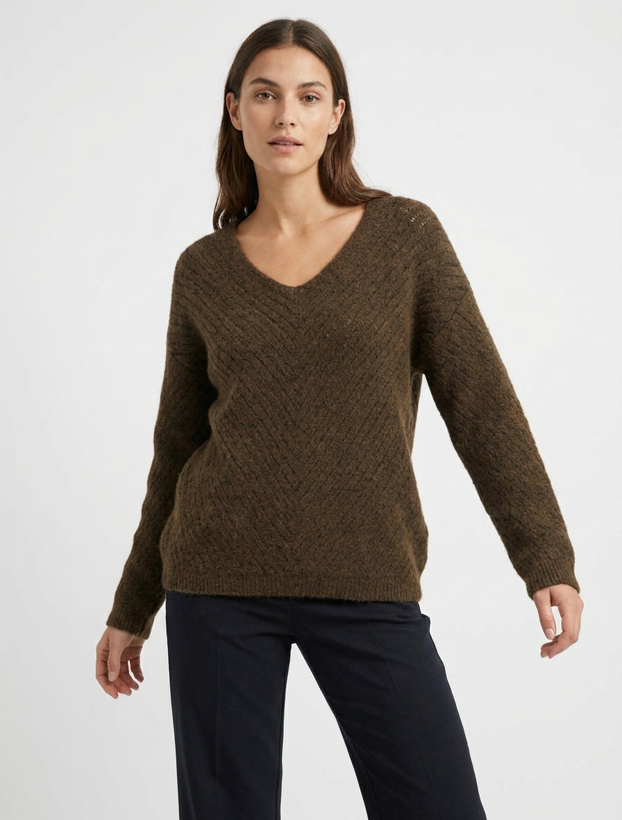 Maglione a taglio ampio in misto lana con scollo a V. - Marrone