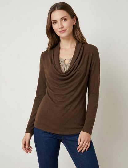 Maglia dritta effetto doppio con collo a cascata e gioiello - Marrone/beige