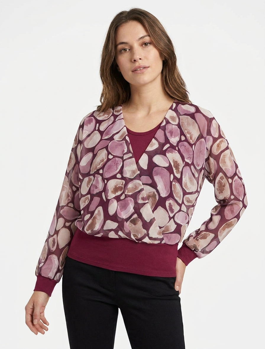 Top in voile stampato con ciottoli e collo a portafoglio - Feccia di vino