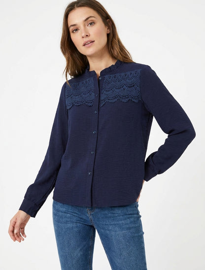 Blusa con collo alto arricciato e pizzo - Marina