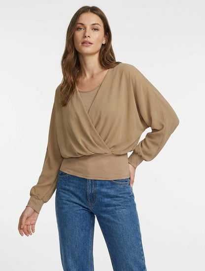 Top con maniche stile pipistrello e pannelli incrociati - Beige scuro