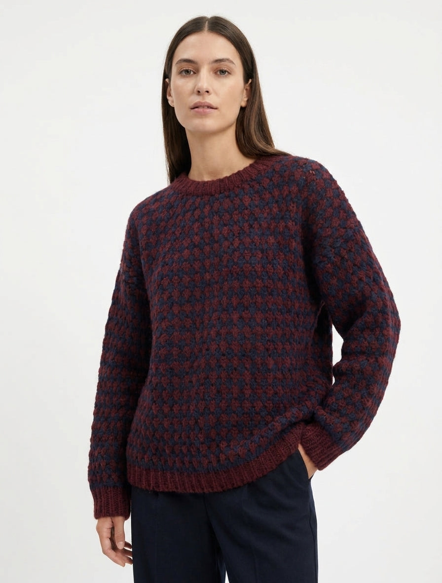 Maglione ampio in misto mohair con motivo a squame. - Feccia di vino