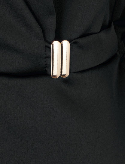 Blouse satinée à taille élastiquée - Noir - 3