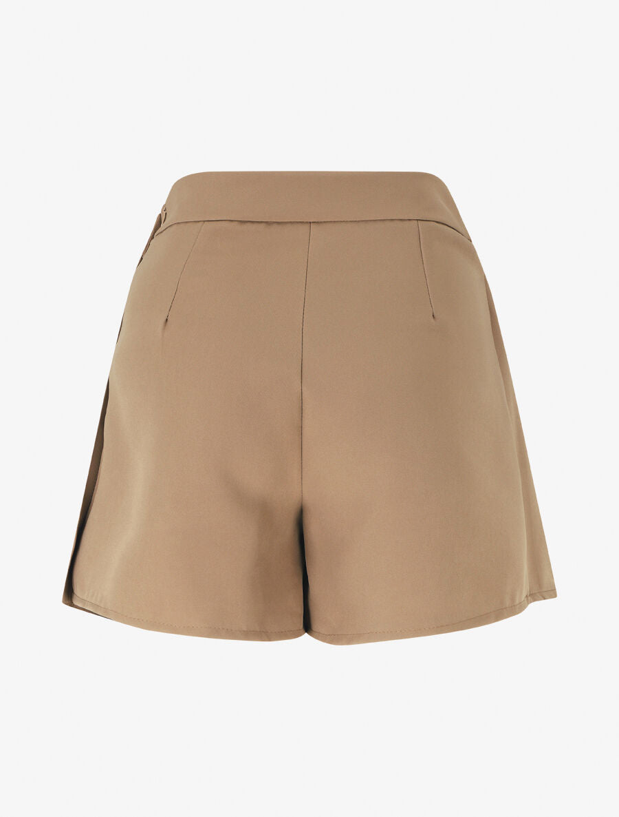 Short plissé trompe-l&