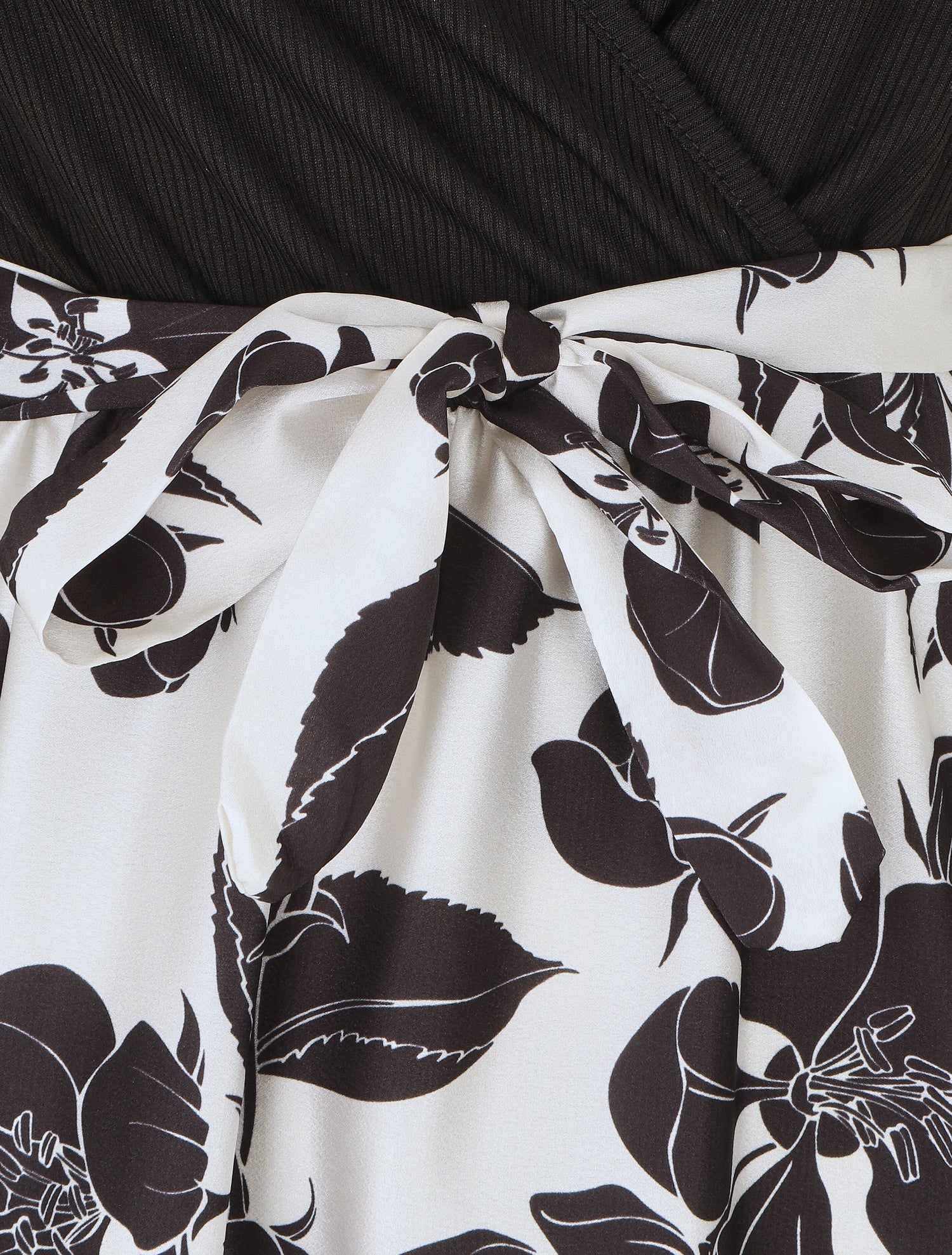 Robe mi-longue bi-matière imprimé grandes fleurs - Noir - 3