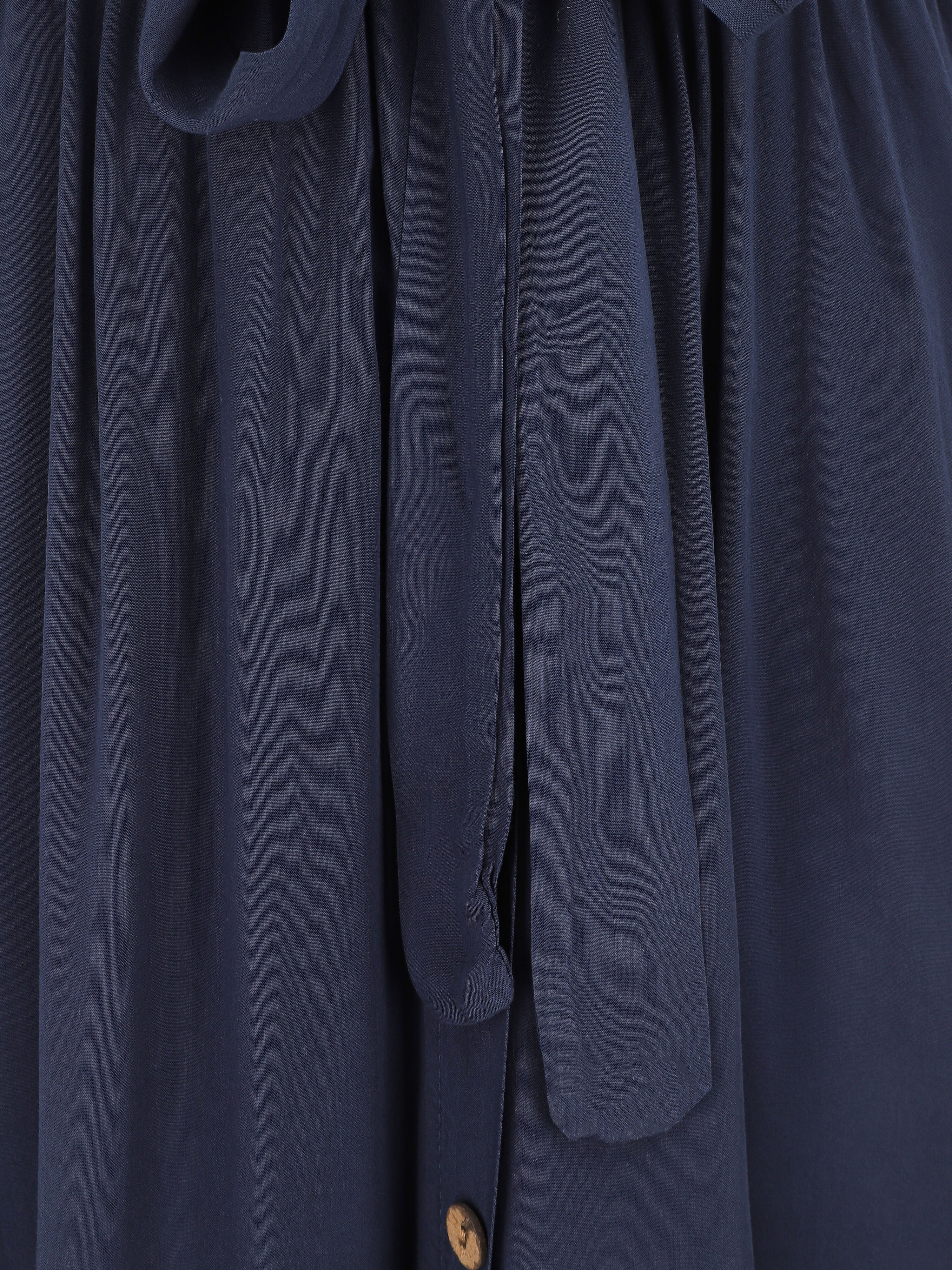 Robe mi-longue boutonnée à manches courtes - Marine - 3