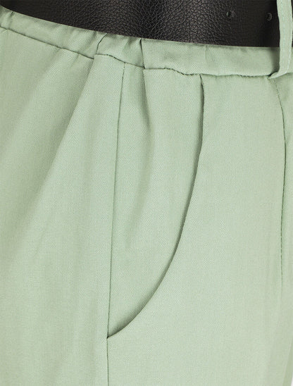 Pantalon 7/8 droit uni taille standard - Vert amande - 3
