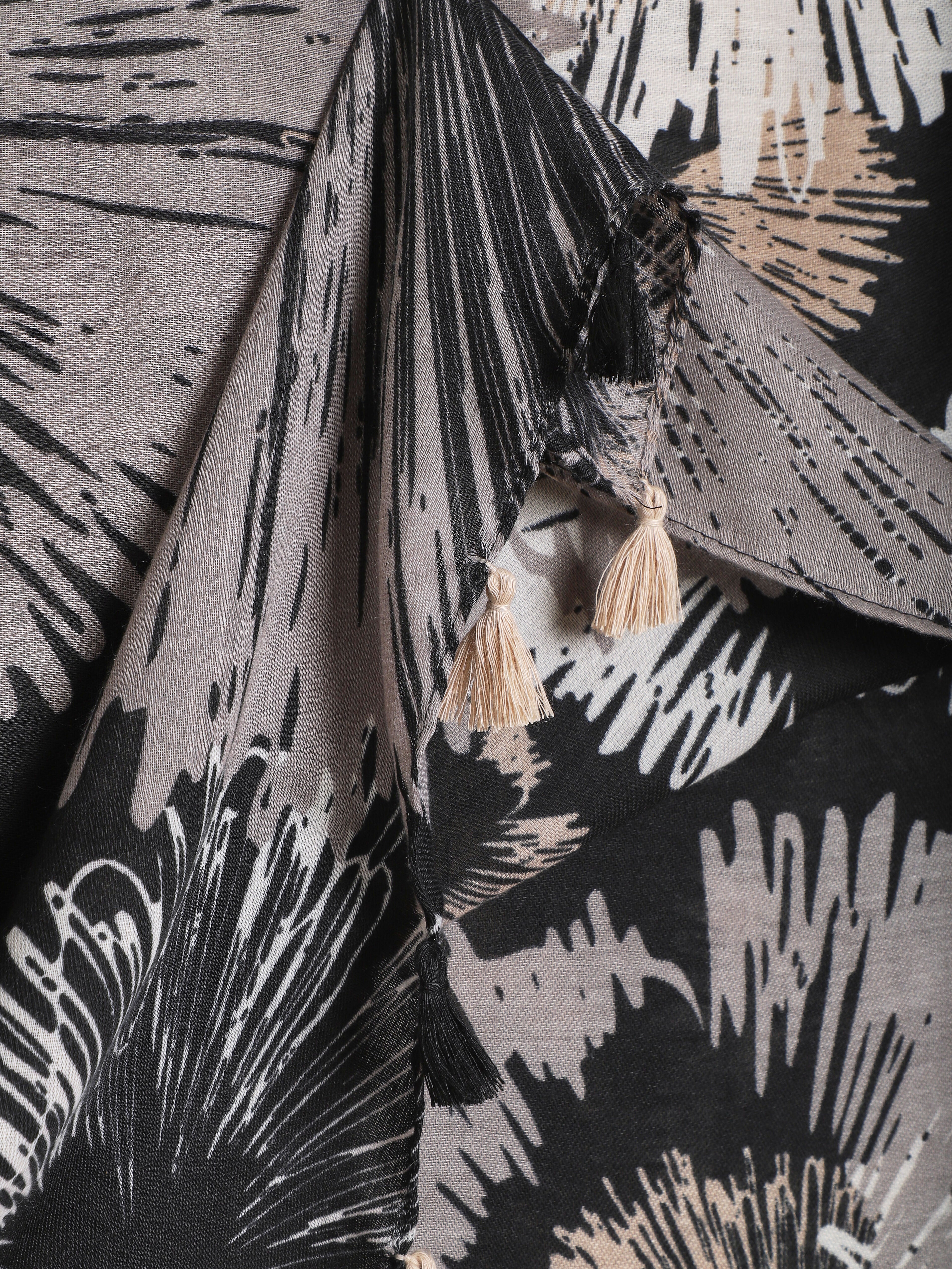 Foulard à pompons imprimé abstrait - Noir - 3