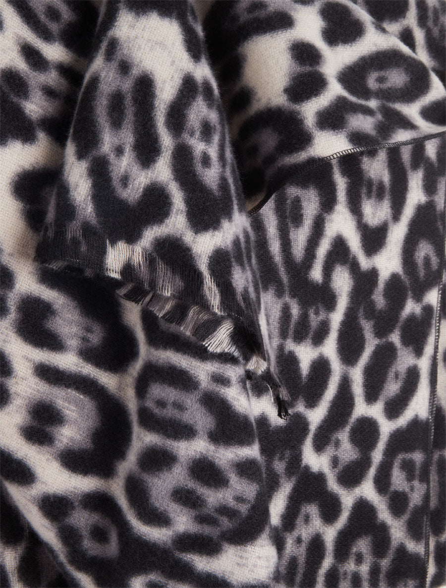 Echarpe moucheté léopard - Gris - 3