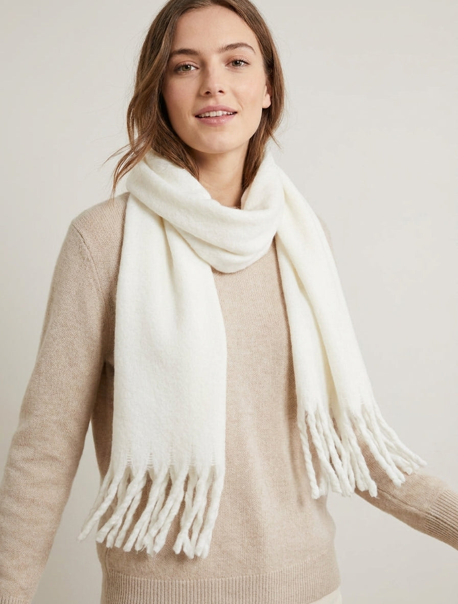 Sciarpa in lana soffice con frange - Bianco