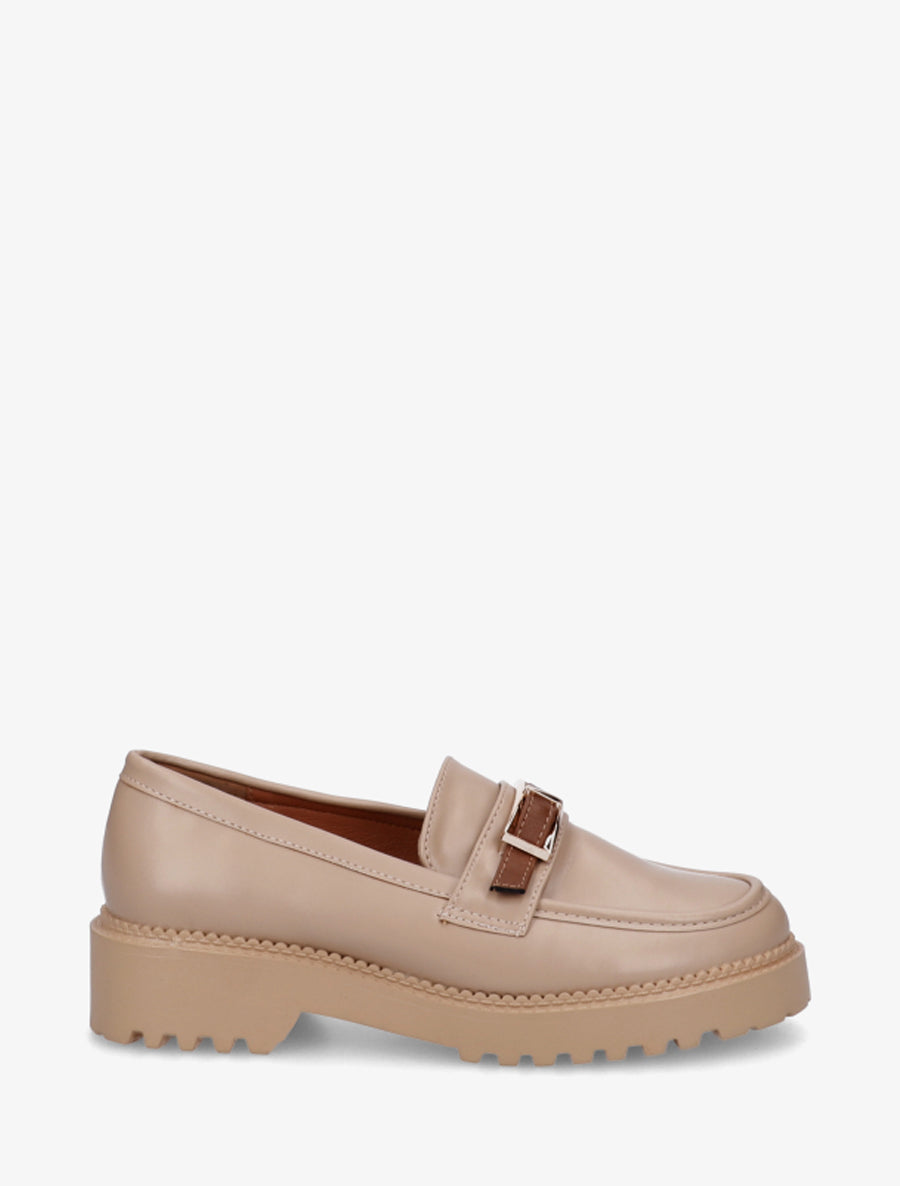 Mocassins à semelle crantée et boucle métallique - Taupe - 1