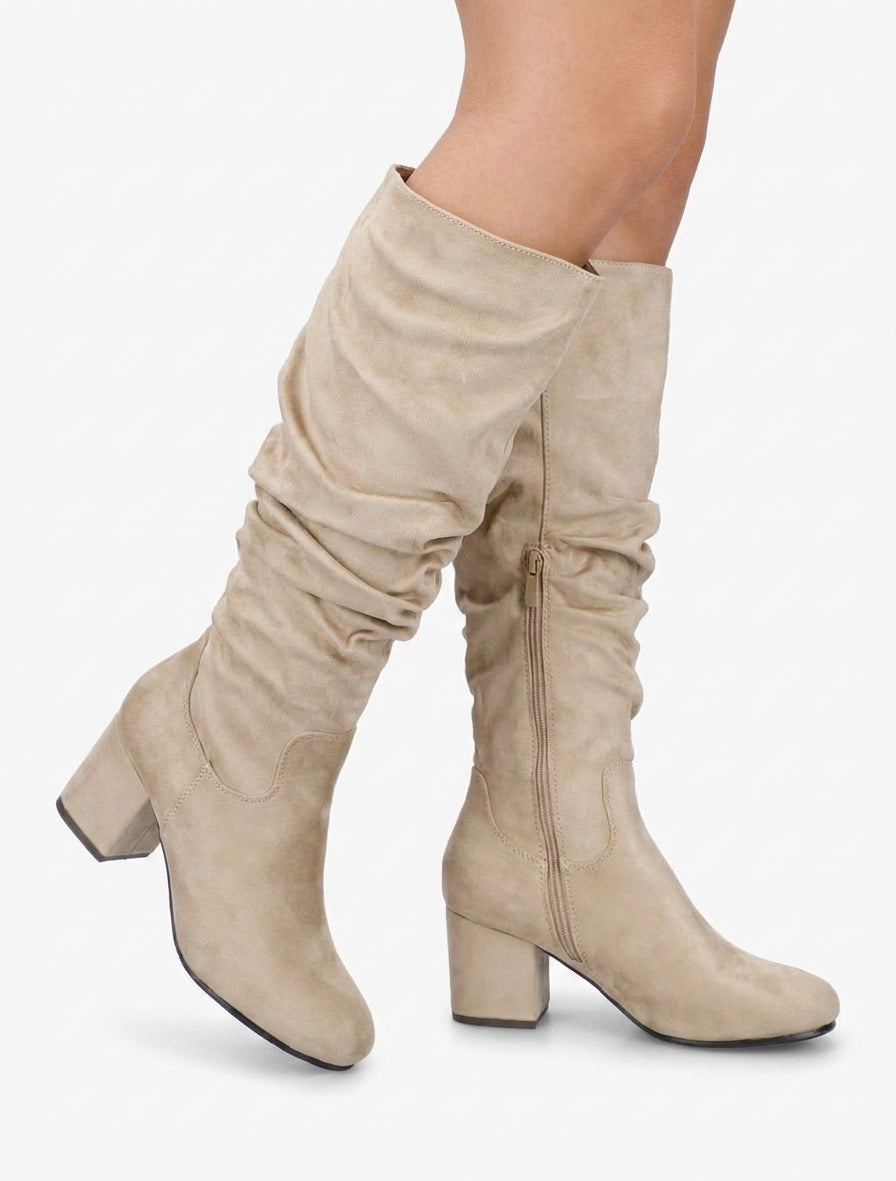 Stivali arricciati in camoscio - Beige