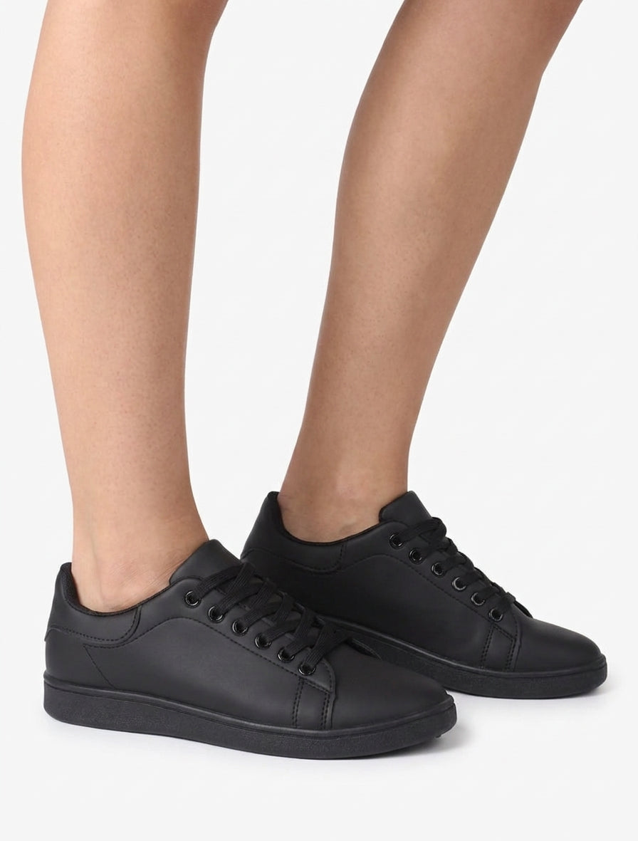 Sneakers basiche unicolori - Nero