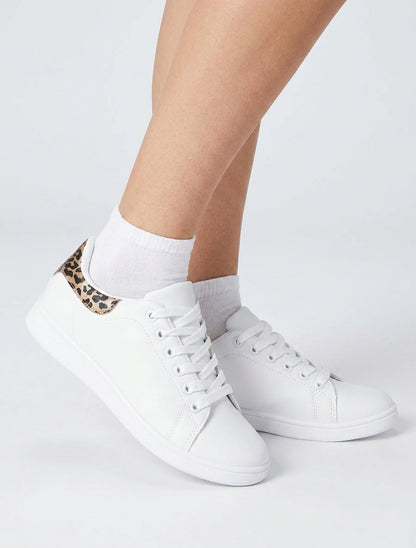 Sneakers basici con rinforzo stampato leopardato - Bianco/cammello