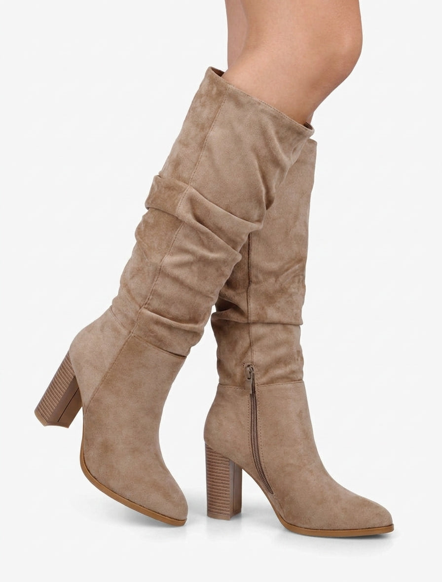 Stivali arricciati in camoscio - Beige