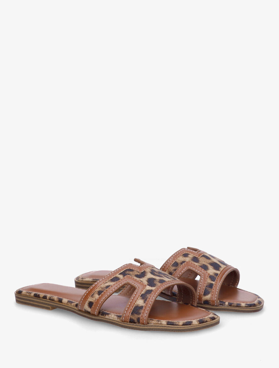 Claquettes en simili à imprimé léopard - Camel - 4