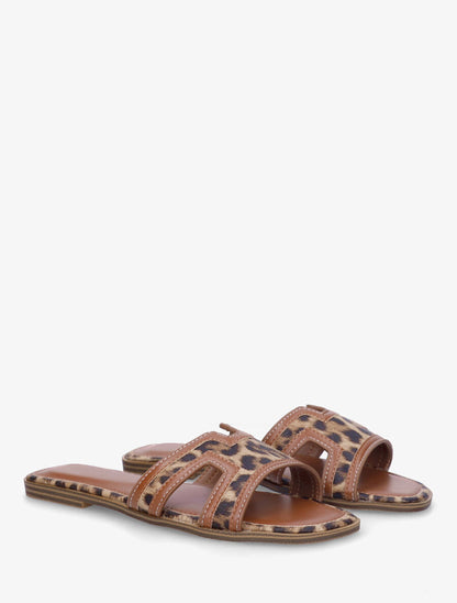 Claquettes en simili à imprimé léopard - Camel - 4