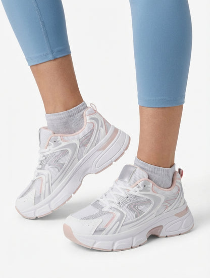 Scarpe da ginnastica stile running in tela. - Bianco