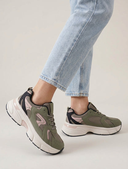 Scarpe da ginnastica stile running in tela. - Cachi