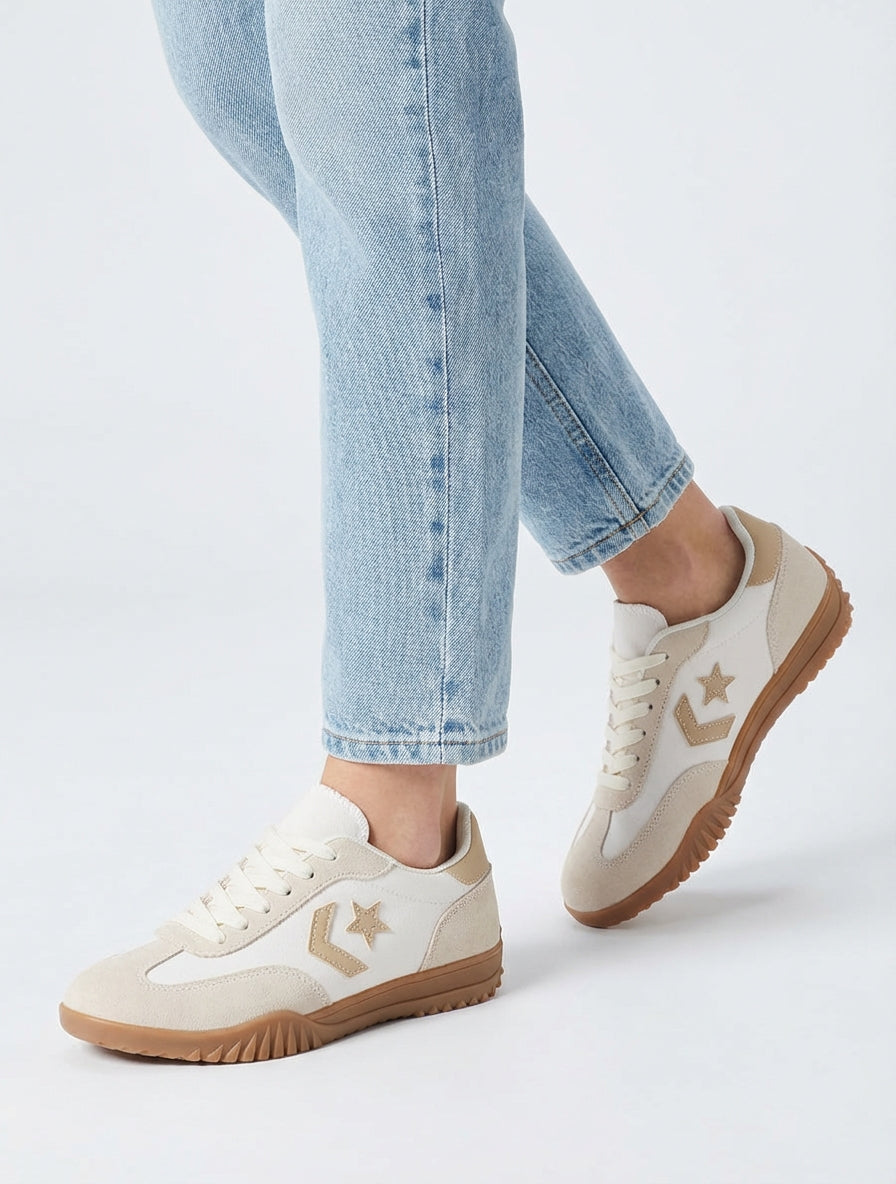 Scarpe da ginnastica con inserto a stella - Beige
