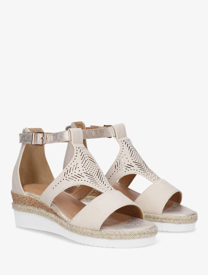 Sandales compensées et ajourée - Beige - 4