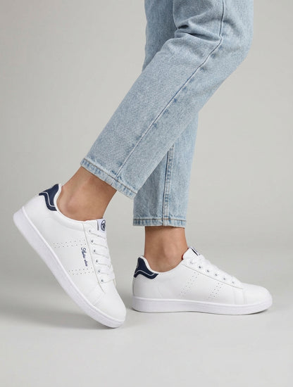 Sneakers in similpelle con iscrizione ricamata - Marina