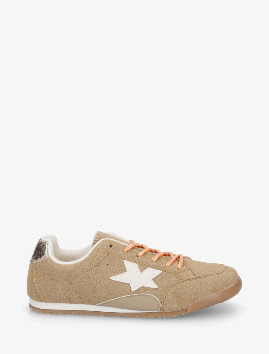 Sneakers in camoscio con rinforzo a contrasto. - Chameau