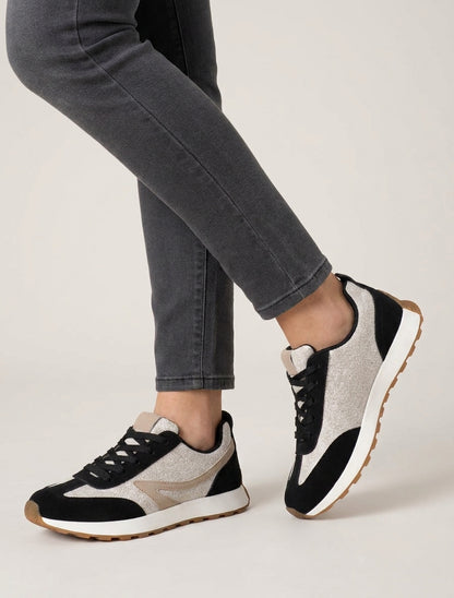 Sneakers con inserto in tessuto ed effetto nabuk - Nero