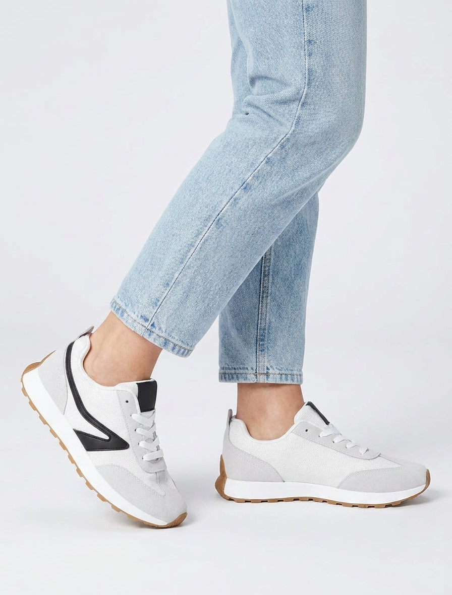 Sneakers con inserto in tessuto ed effetto nabuk - Bianco