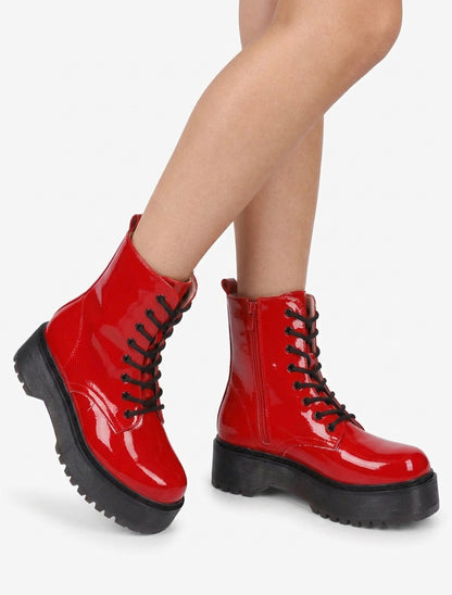 Stivaletti alti verniciati con lacci - Rosso