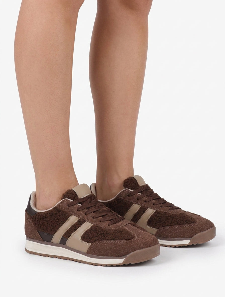 Scarpe da ginnastica in tessuto stile lana bouclé - Marrone