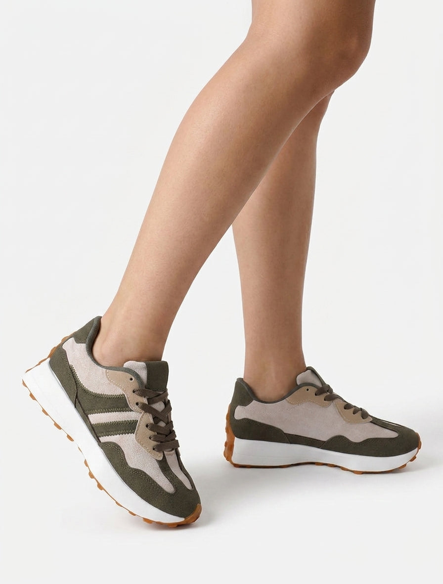 Scarpe da ginnastica bicolori e bimateriale - Cachi