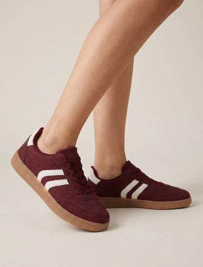 Sneakers effetto nabuk con suola in gomma - Bordeaux