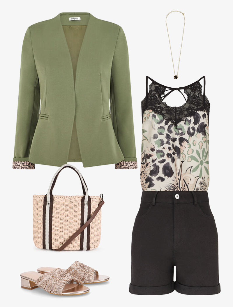 Look Priskilla - 1