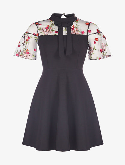 Robe buste dentelle fleurie - noir - 3