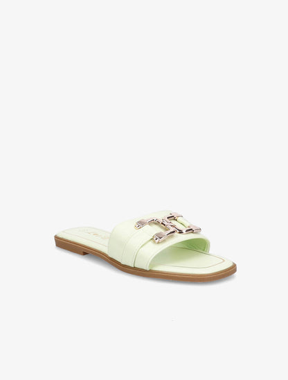 Mules plates à maillons dorés - Vert pâle - 2