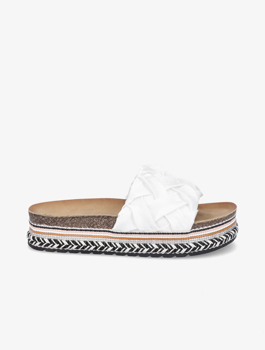 Claquettes en simili à plateforme stylisée - Blanc - 3