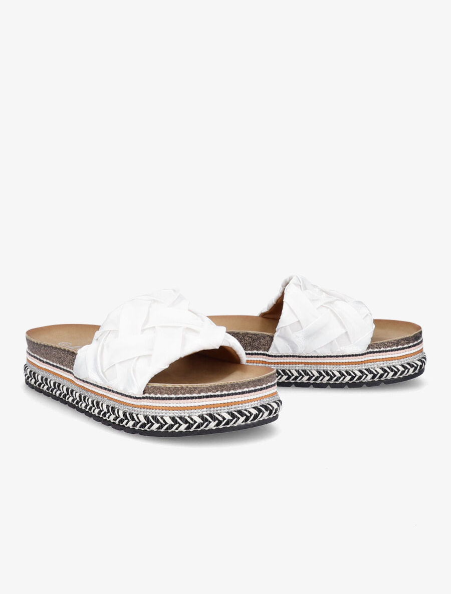 Claquettes en simili à plateforme stylisée - Blanc - 4