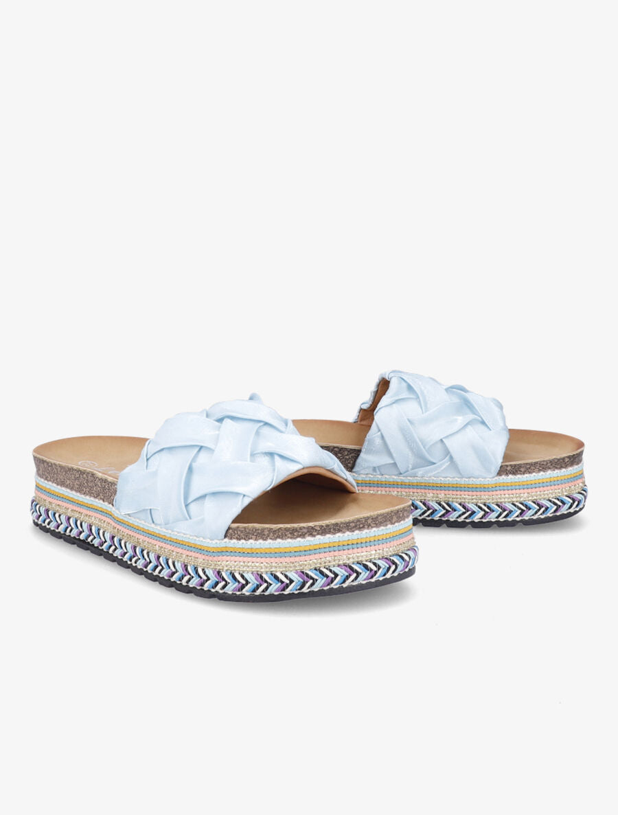 Claquettes en simili à plateforme stylisée - Bleu ciel - 4