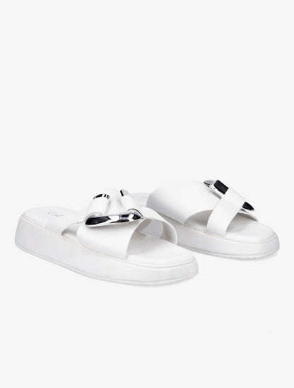 Claquettes croisées à boucle stylisée - Blanc - 4