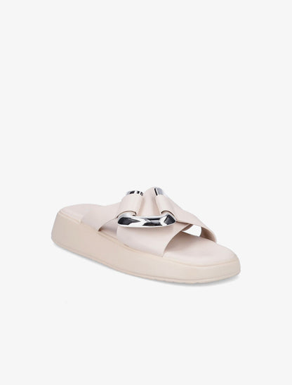 Claquettes croisées à boucle stylisée - Beige - 5