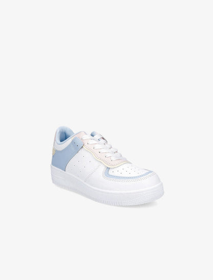 Baskets en simili grainé - Blanc/bleu clair - 2