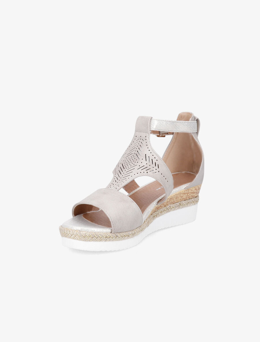 Sandales compensées perforées - Beige - 3