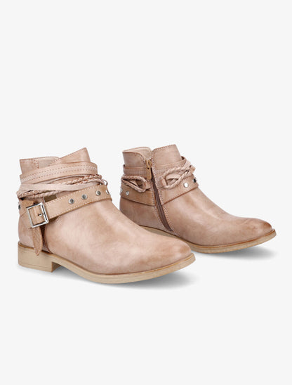 Bottines à sangles cloutées et tressées - Camel - 4