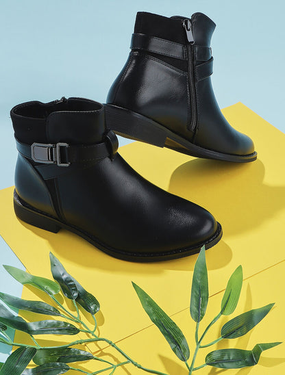 Boots bimatière et lanières croisées - Noir - 5