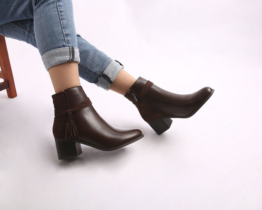 Bottines bi-matière à pompon - Marron - 5