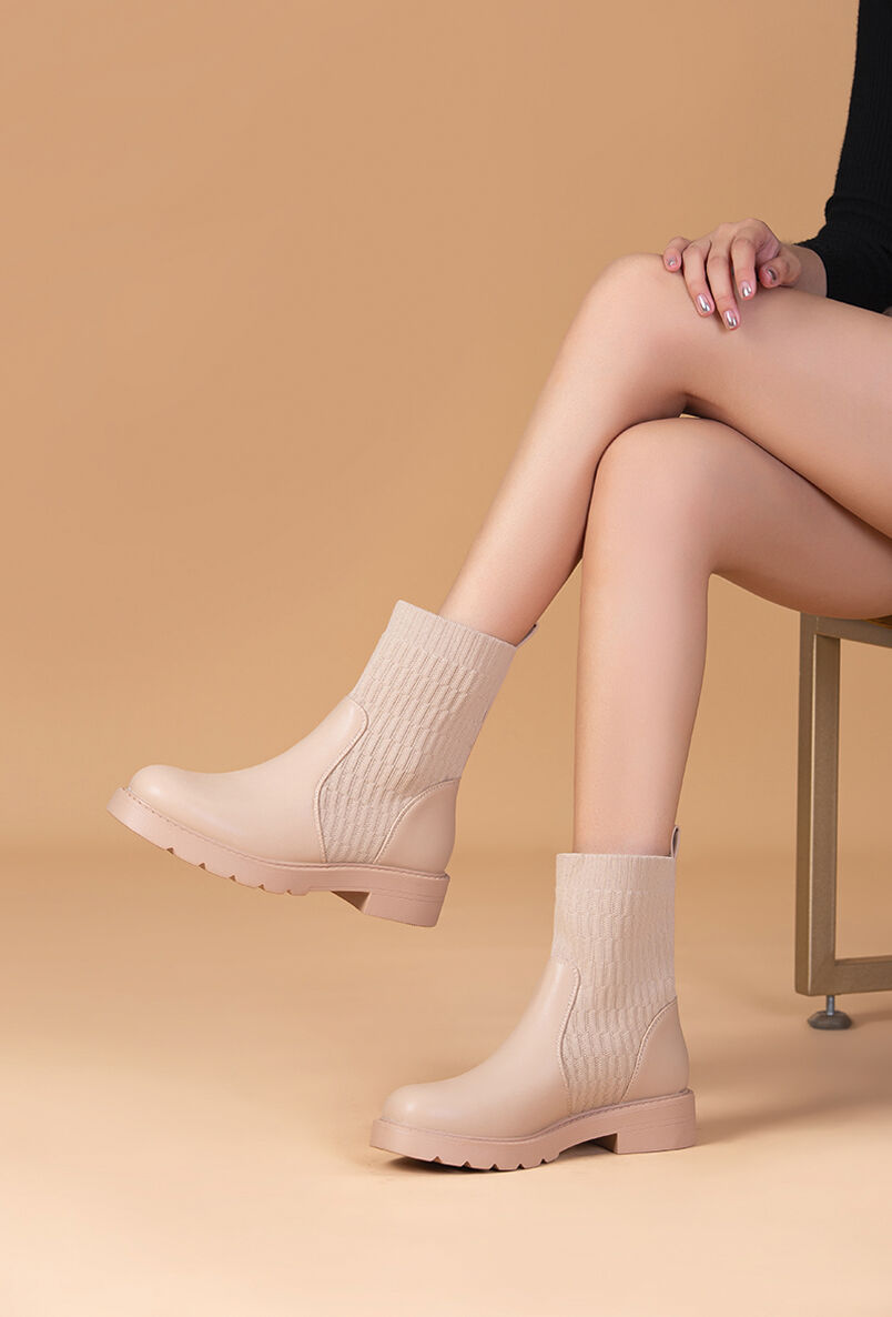Boots en simili et tissu gaufré - Beige - 5